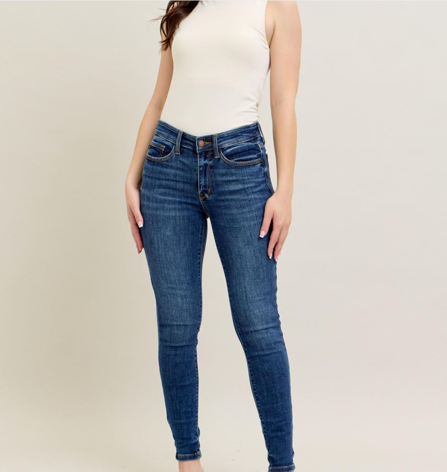 Core MR skinny Jean
